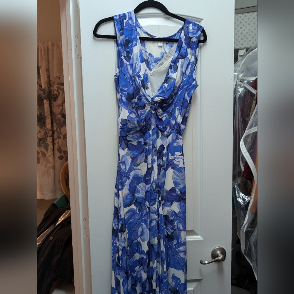 Amour Vert Chiffon Crepe Cecily Floral Midi Dress